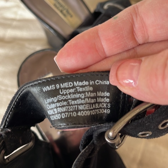 Simply Vera by Vera Wang Ruched Heeled Suede Like Sandal Size 9 - Picture 10 of 10